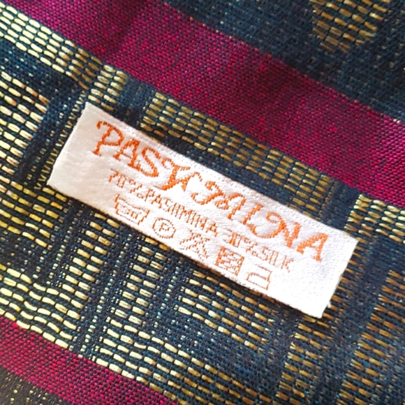 🆕️Pashmina scarf🪅 - Picture 2 of 4